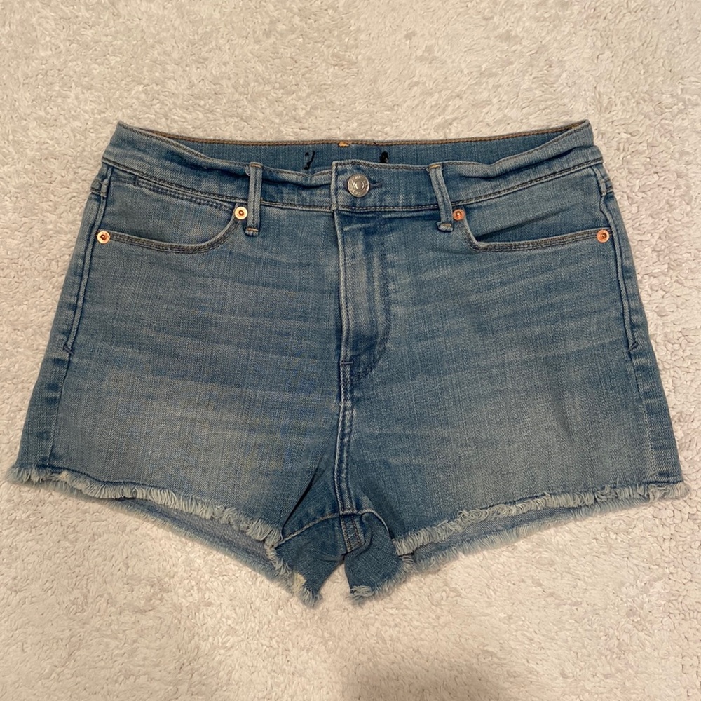BARELY WORN A&F Mid Rise Jean Shorts